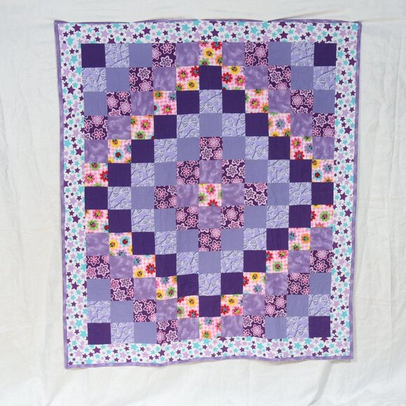 New handmade Trip Around World Baby/Child quilt Professionally machine quilted